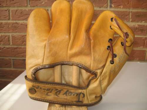 Bill Jurgess Wilson 658 Back